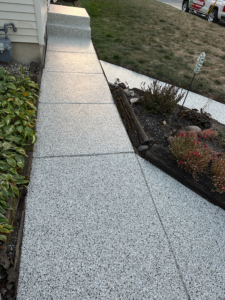 Frontwalkway_v02.webp